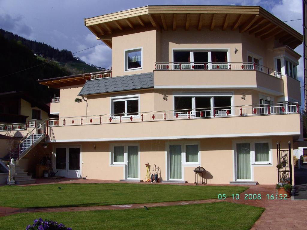 La Montagnia